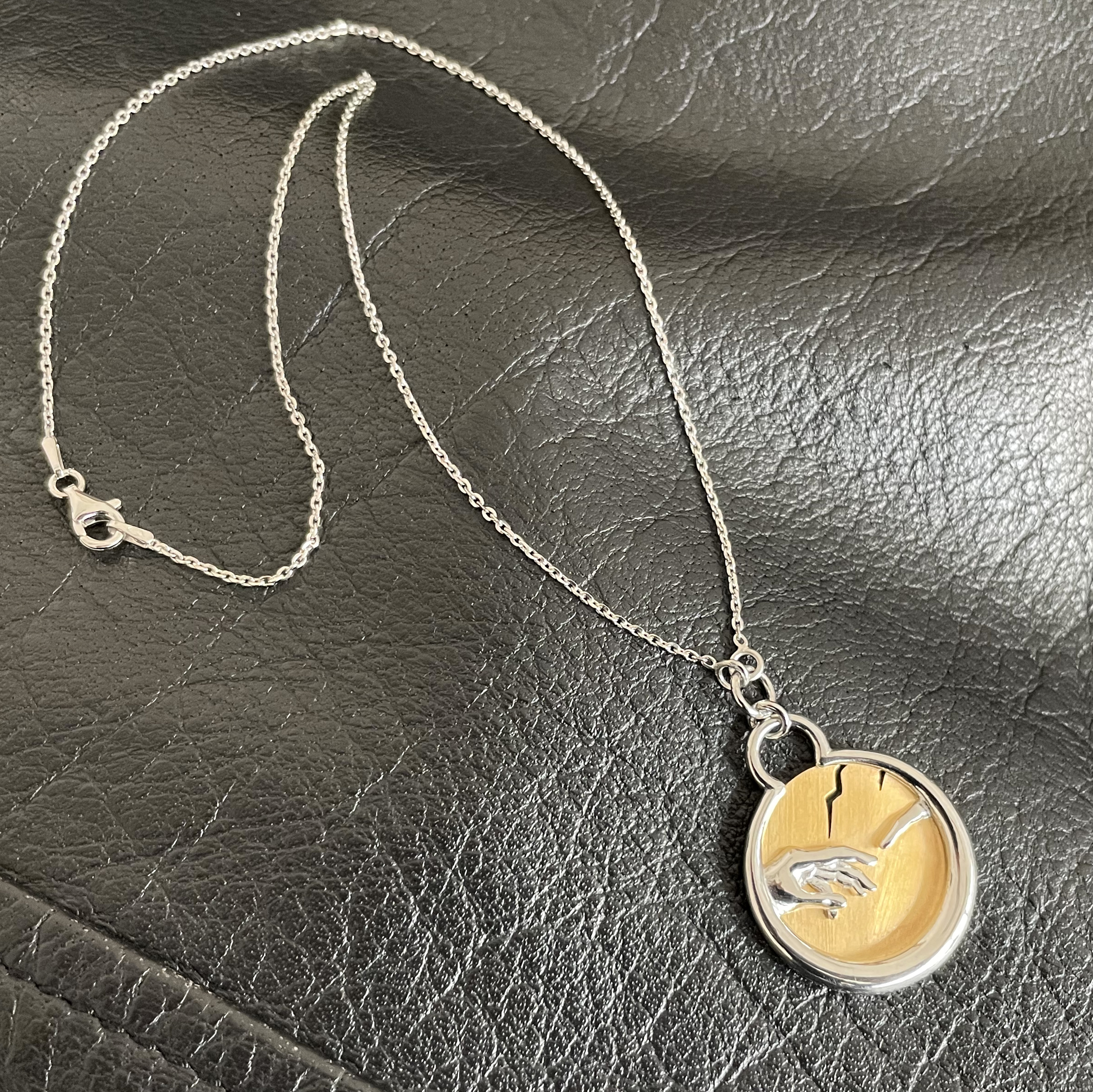 Collana in argento - Creazione di Adamo con lastra placcata oro